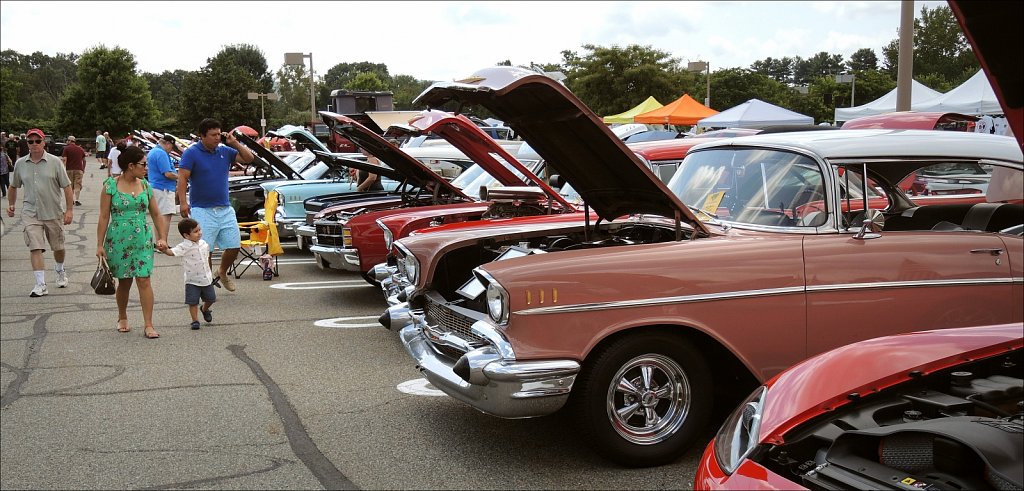 Annual Cops and Rodders Car Show